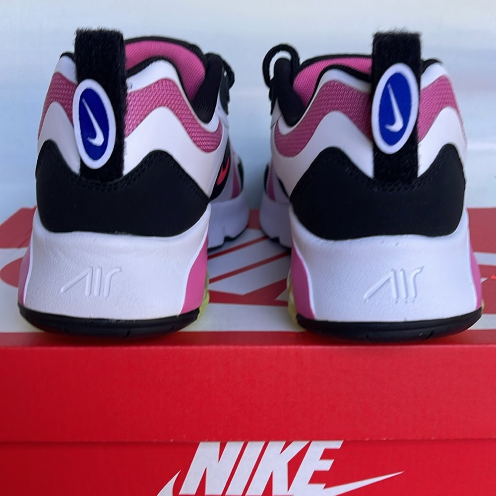 NIKE WMNS AIR MAX 200
BLACK/HYPER PINK NOIR/HYPER ROSE
SNEAKERS Athletic Shoes - Picture 14 of 16